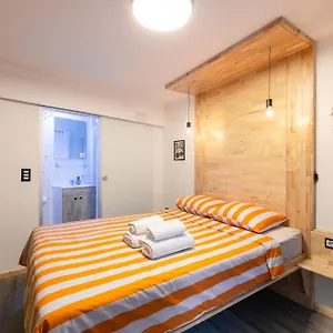 old-town-studio-apartment-and-room-with-bathroom.splithotels.org/